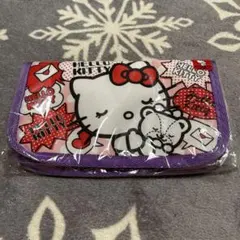 ハローキティ 40th マルチポーチ