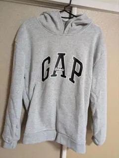 フード付きパーカー 15Y グレー GAPプリント付　S 160