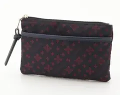 【新品】定価2480円 クリスチャン オリビエ はっ水ポーチ （ネイビー）