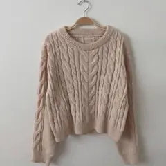 ベージュ ケーブル編み ニットセーター 長袖