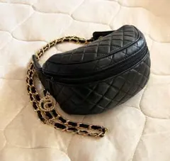 キルティング ブラック ボディバッグ