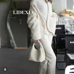 Lidexia リデシア　本革　ショルダーバッグ　シャーリー