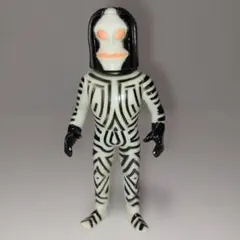 Item thumbnail for item 97f2f0ed-f63a-4cbe-a127-15b60c00e61c