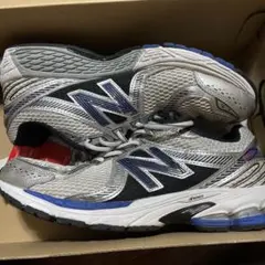 New Balance M860 シルバー/ブラック スニーカー