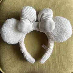 ミニー　カチューシャ　ボア　ホワイト