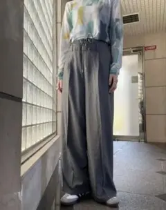 【最終値下げ】新品 attrayant Wウエストスラックスパンツ gray