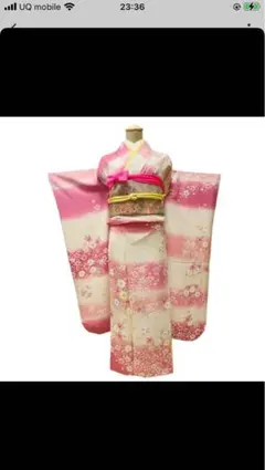 可憐な振袖　正絹　ピンク　金刺繍　振袖のみのサムネイル