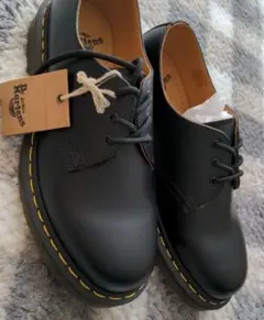 新品☆Dr. Martens黒8US.7UKレースアップシューズ革靴メンズ