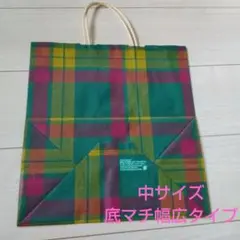 伊勢丹タータンチェック柄 ショップ袋 紙袋 中サイズ 底マチ幅広めタイプのサムネイル