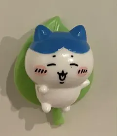 ちいかわ　ハチワレ　びっくらたまご入浴剤　おふろぷかりん