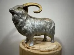 ヤギ 山羊 置物 オブジェ シルバー ゴールド 金属製 - メルカリ