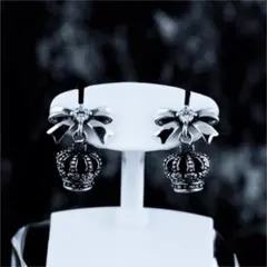 美品　ジャスティンデイビス　ピアス　両耳 CROWN STUD ピアス | ジャスティン デイビス（JUSTIN DAVIS