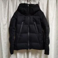 【美品】DESCENTE デサント 水沢ダウン マウンテニア Lサイズ ブラック