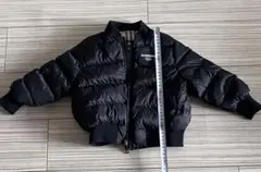 Burberryブラック キッズダウンジャケットのサムネイル