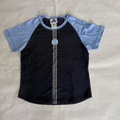 アディダス Tシャツ 地球儀ワッペン クロップド丈 黒 水色