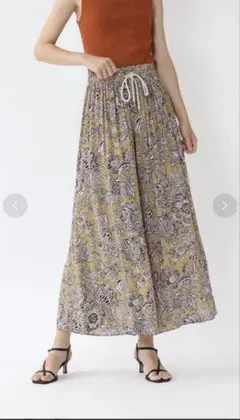 ヤマダヤ【Age】フラワーワイドパンツ　マスタード♡