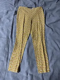 値下げしました　ZARA BASIC 十分丈スリムパンツ