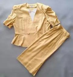 レトロ❣️美品、大きいサイズ。イエローダブルボタンセットアップ