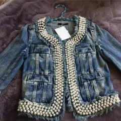 Item thumbnail for item a40c85dc-31d4-4f4b-afe6-b68b6660d917