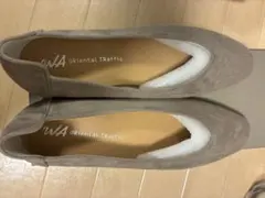 Oriental Traffic グレー スエード パンプス