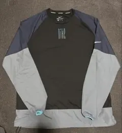 NIKE ナイキ　スポーツウェア　長袖　Lサイズ　サッカー