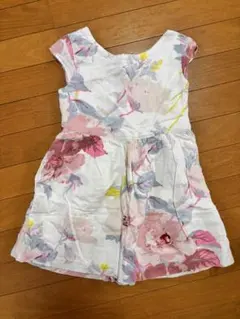 GAP kids 花柄ノースリーブワンピース S 120