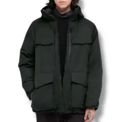 UNIQLO WMコラボ ハイブリッドダウンオーバーサイズパーカのサムネイル