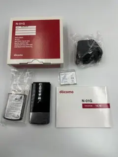 docomo N-01G 携帯電話　ブラック 未使用品　本体と付属品セット docomo N-01G 本体 充電器付き - メルカリ