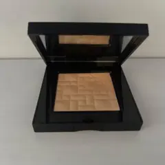 BOBBI BROWN ハイライト　クォーツグロウのサムネイル