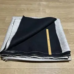 211昭和レトロ　黒色の生地135×265 経年劣化あり