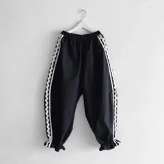 未使用品! フランキーグロウ サイドラインパンツ 大人 F2サイズ 黒 2026年最新】frankygrow レディース パンツの人気アイテム - メルカリ
