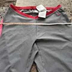 Item thumbnail for item 84ff6386-f81d-46eb-abcf-715bdf0fbcc4