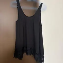 黒　タンクトップ　レースのサムネイル