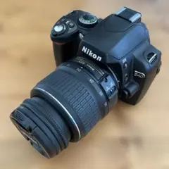 Nikon D40 デジタル一眼レフカメラ AF-S 18-55mm レンズ