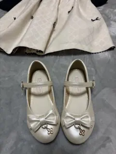 20センチPRIVATE LABEL アイボリー フォーマルシューズ