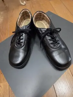 日本製　スニーカー　コンフォートシューズ ブラック　22.5EEE