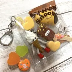 ガチャ詰めポーチ　スヌーピー　FLAVORS バニラソフトクリーム　茶色