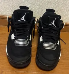 NIKE AIR JORDAN 4 White Thunderのサムネイル