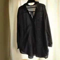 シースルー紺色長袖シャツ
