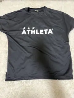 ATHLETA 黒シャツ