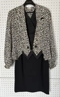 昭和レトロ アマン 総柄ジャケット＋スカート ブラック フォーマル 上品