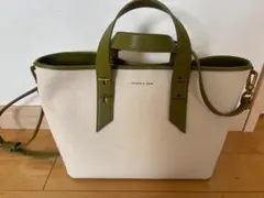 チャールズアンドキース　ショルダーバックのサムネイル