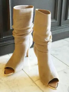 【 新品Rady完売商品】オープントゥルーズ ショートブーツ(Ｌsize)