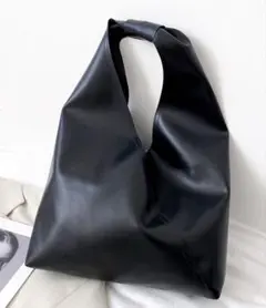 Lilamusant 2WAYフェイクレザートライアングルトートバッグ