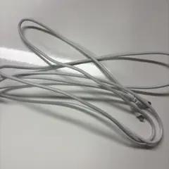 ホワイト Lightningケーブル