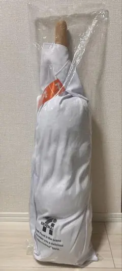 セブンイレブンHAPPYくじ ・特賞　BIG！ぬいぐるみ からあげ棒