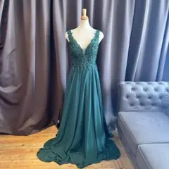 O2164 新品 グリーン S ロングドレス フレア ONLYONE ビジュー