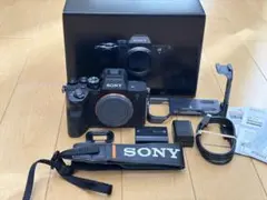 SONY α7 Ⅳ 本体 バッテリー3個 充電器 ケージセット - メルカリ