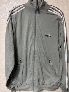 【早い者勝ち】adidasジップアップトレーナー