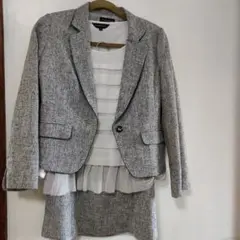 セレモニースーツ　グレー系 スカートセットアップ　春のツイード